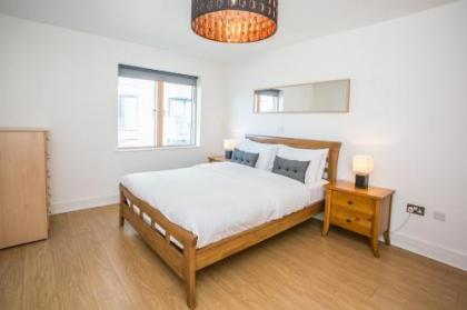 Grand Canal Square Apartments - image 3
