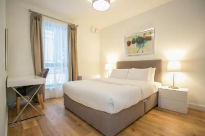 Grand Canal Square Apartments - image 6