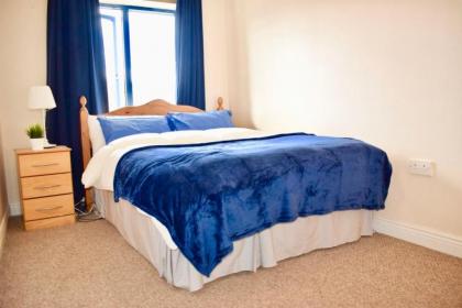 2 Bedroom Apartment Beside Merrion Square - image 12