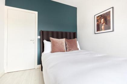 Sonder Mountjoy Square - image 10