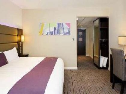 Premier Inn Dublin Airport - image 14