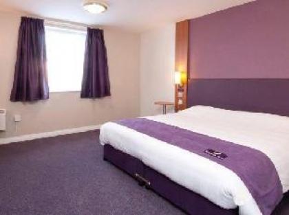 Premier Inn Dublin Airport - image 15