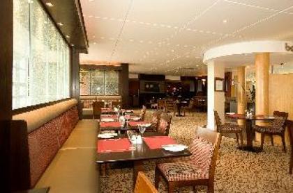 Premier Inn Dublin Airport - image 4