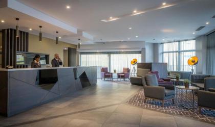 Maldron Hotel Pearse Street - image 2