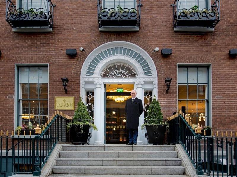 Iveagh Garden Hotel - image 5