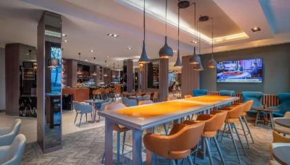 Clayton Hotel Charlemont - image 2
