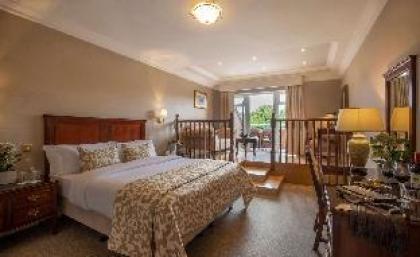 Court Yard Hotel - image 23
