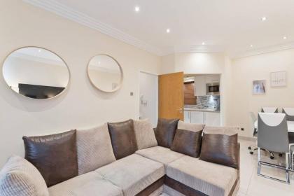 Captivating 2-Bed Apartment in Dublin 1 - image 12
