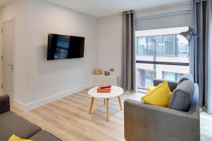 Highfield House - image 7