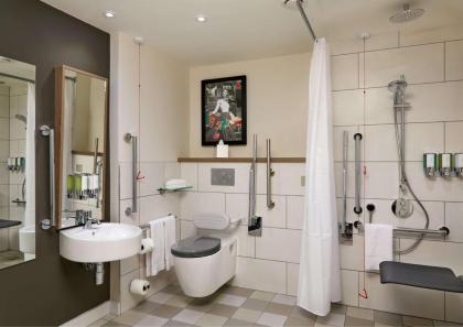 Hampton by Hilton Dublin City Centre - image 24