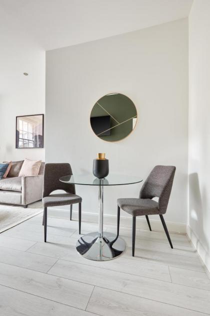 Sonder Mountjoy Square - image 16