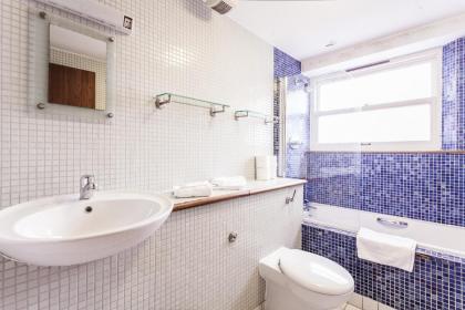 Parnell Boulevard Apartments - image 3