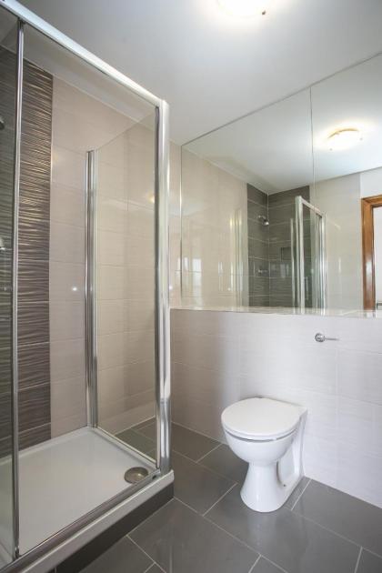 Parnell Boulevard Apartments - image 8