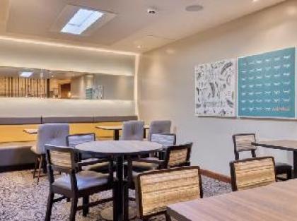 Premier Inn Dublin City Centre (Temple Bar) - image 12