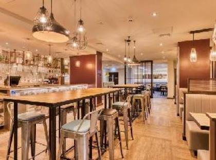 Premier Inn Dublin City Centre (Temple Bar) - image 13
