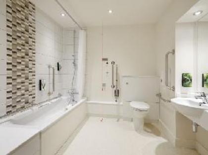 Premier Inn Dublin City Centre (Temple Bar) - image 16