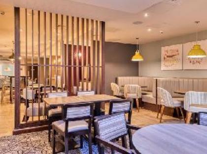 Premier Inn Dublin City Centre (Temple Bar) - image 8