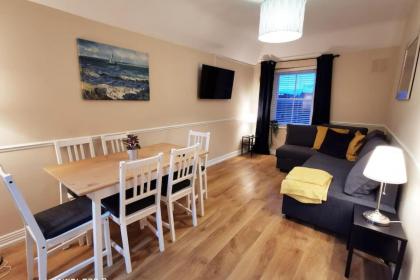 Very Central 1bed new refurbish - image 19