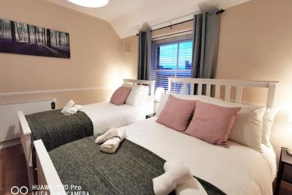 Very Central 1bed new refurbish - image 20