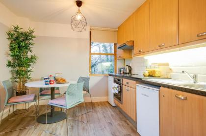 Griffith Halls of Residence - image 12