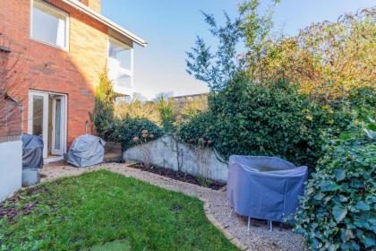 GuestReady - Tranquil retreat in Chapelizod - image 25