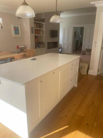 Charming 3BD house in Dublin - image 9