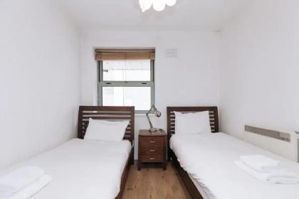 Cosy 2BD Flat in the City Centre - Temple Bar - image 2