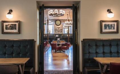 The Old Borough Hotel - Wetherspoon - image 12