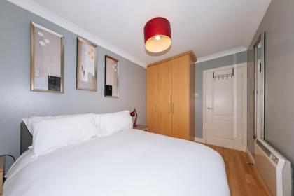 Inviting 1BD Flat - 21 Mins from Dublin Airport! - image 1