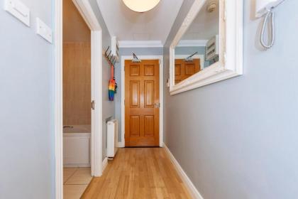 Inviting 1BD Flat - 21 Mins from Dublin Airport! - image 11