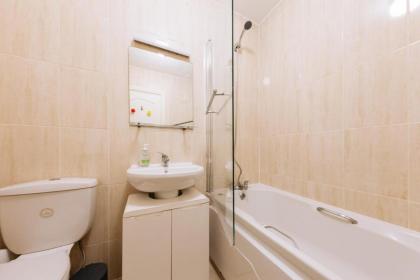 Inviting 1BD Flat - 21 Mins from Dublin Airport! - image 13