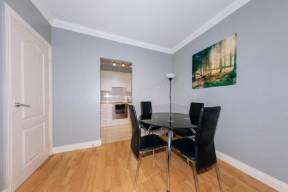 Inviting 1BD Flat - 21 Mins from Dublin Airport! - image 4