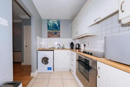 Inviting 1BD Flat - 21 Mins from Dublin Airport! - image 6