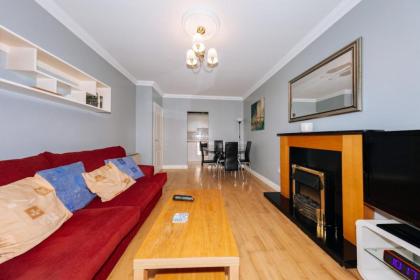 Inviting 1BD Flat - 21 Mins from Dublin Airport! - image 9